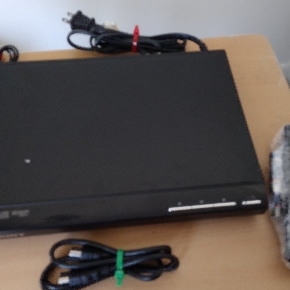 sony c d/dvd player-no.2